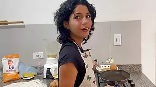 I help my little stepsister with her cooking classes and we end up fucking really rich and hard.