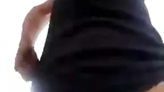 Bump and buttocks.. I love the girl to see me.