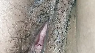 desee gaanv kee auraton ne apane doosare se seks kiya poora paanee nahin nikala chaatane mein bahut jyaada mazaak aane l