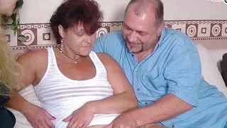 German wife tries her first threesome with a mature woman