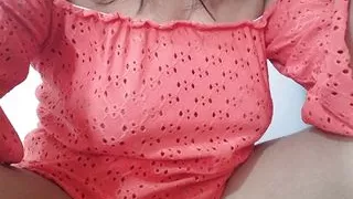 Before Going To Church, She Prefers To Confess To Her Fans The Sin Of Masturbating