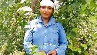 School girl please mujhe chordo jany do please agy se kuch nh krongi