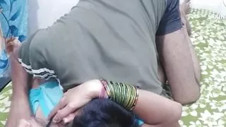 very cute sexy smart housewife and very cute sexy gand chudai