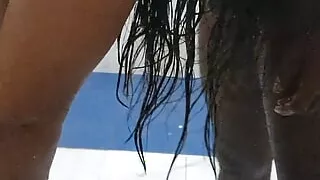 Desi sister-in-law's leave wall ne bethrom me lage ke maze.