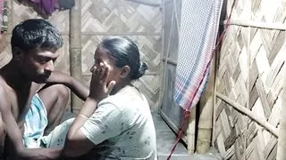 Indian XXX Sex Desi Husband Wife Huge Cumshot Hindi Audio Desi Bhabi