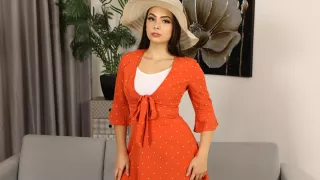 Alicia - Sexy Brunette; Cute Amateur Striptease