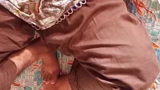 Pakistani boyfriend sucking girlfriend's