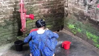 I grabbed my aunty while she was taking bath and started fucking her