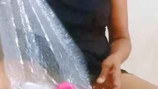 Srilankan sexy girl fun.hot and sex.asiyan hot and sexy girl video.srilankan  hot couple hot video.sexy wife srilanka.hot girl