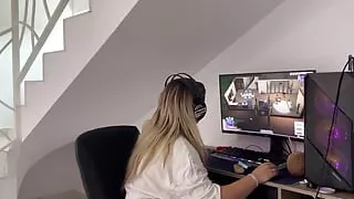 Muffled Farts on Chair While Gaming.