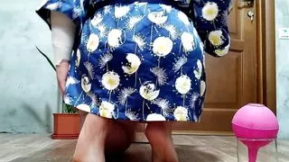 Fat mother-in-law prepares her gorgeous ass for anal