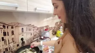 Fucked a Neighbor Girl in the Kitchen While She Cooking Dinner