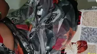 Indian Desi Bhabhi and boyfriend Sex Husband not home husband is job bhabhi enjoy boyfriend Full HD videos