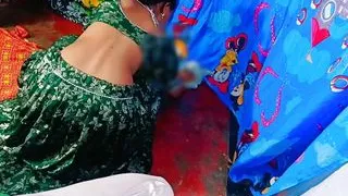 New sapna bhabhi was mopping, brother-in-law was secretly watching, came and started fucking Desi Kaamwali ki saxy gand