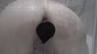 Dirty Willow Kelly Gets Even Dirtier In The Shower And Throws It Back Onto The Glass