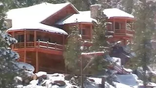 Cute Asian Girl Likes Slurping up the Cum From a Dick She Just Fucked