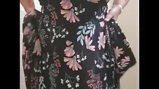 Sexy Real Account Strips and Shows Her Secret Side