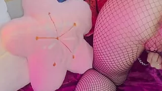 Gothic Girl Tries New Sex Toys