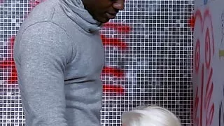 Princess Paris & Antonio Black screaming sex in the lavatory