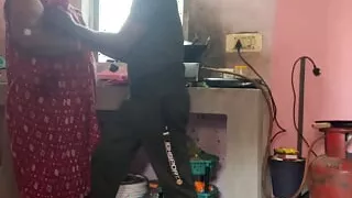 Meri pyari bhabi ke saath kitchen me ghapa ghap kiya