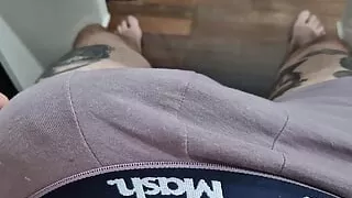 HUGE DICK TWINK JERKING OFF SOLO - subscribe to my onlyfans: LKINGSBR
