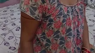 .Hot sexy Kitu Bhabhi got fucked by her step brother in her new house. Bhabhi's anal sex video.