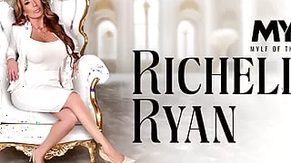 Celebrating Busty Legend Richelle Ryan