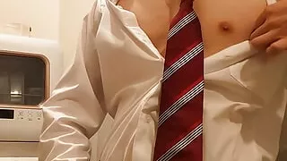 Fapping in after work and backed home