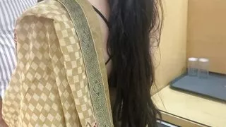 Dhoodh Bechne Ke liye Muje Apna Hi Dhoodh Pilana Pada ft. Alisha Bhabhi & Aryan