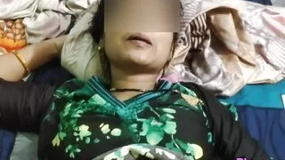 Neend me priya hot indian sexy bhabhi ko chod diya