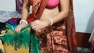 Desi Village Bhabhi is getting dressed