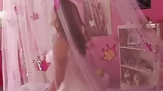 Cute teen goes solo masturbating in her bed