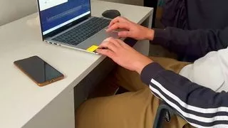 Pretty Busty Blonde Sucks Her Gamer Boyfriend !