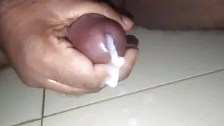 Guy with a tickle pinky cock head Jerk off harder sitting in the bathroom until cum.