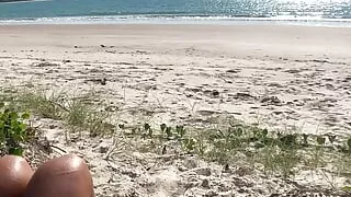 Latina Perfect Ass Girl Fucked by Stranger at the Beach - Amateur Sassyandruphus
