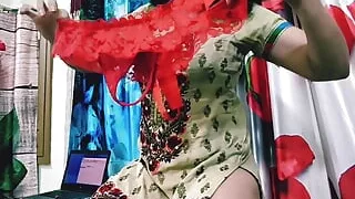 Slutty Milf Moves Her Panties Takes Pussy Out