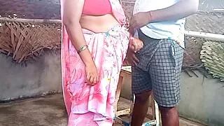 Indian Saree aunty very hot fuck in young boy