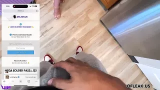 Blonde Stiefmutter mit dicken Möpsen gevögelt