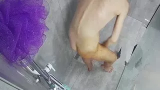 Real cheating. Wife and neighbour fuck in the bathroom. Video leak watch to the end