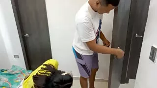 I call my neighbor to fix the door and he ends up giving a delicious fuck with his huge hard penis until he cums in my pussy