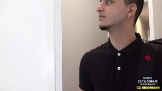 Mollige schwarzhaarige Stiefmutter gefickt