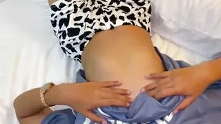 My Asian Girlfriend loves to swallow my Cum