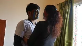 Lonely Rachna starts liking company of room service guy Ravi