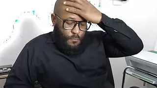 Always on fight days, my girlfriend gets mad and never answers my calls - Sex videos