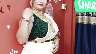 Take the hot young girl of Indian village to the forest and kissed his cheeks and his fuck