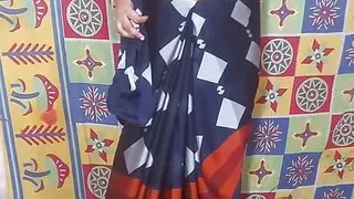 Hot sexy Kitu Bhabhi gave a hot performance by fingering her pussy in front of her brother-in-law.