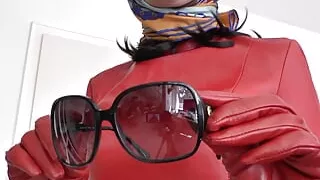 Big Sunglasses Show - Headscarf Makes You Cum
