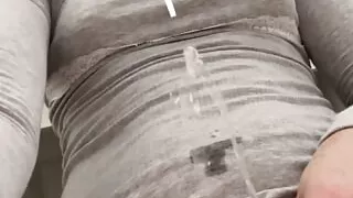 Trans gurl loves to pee on herself!