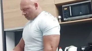 Bodybuilder Friend Mr Guru Get Sucked off Again Dexterxxl
