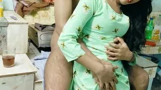 The beauty was too excited and had sex with the photographer in the photo